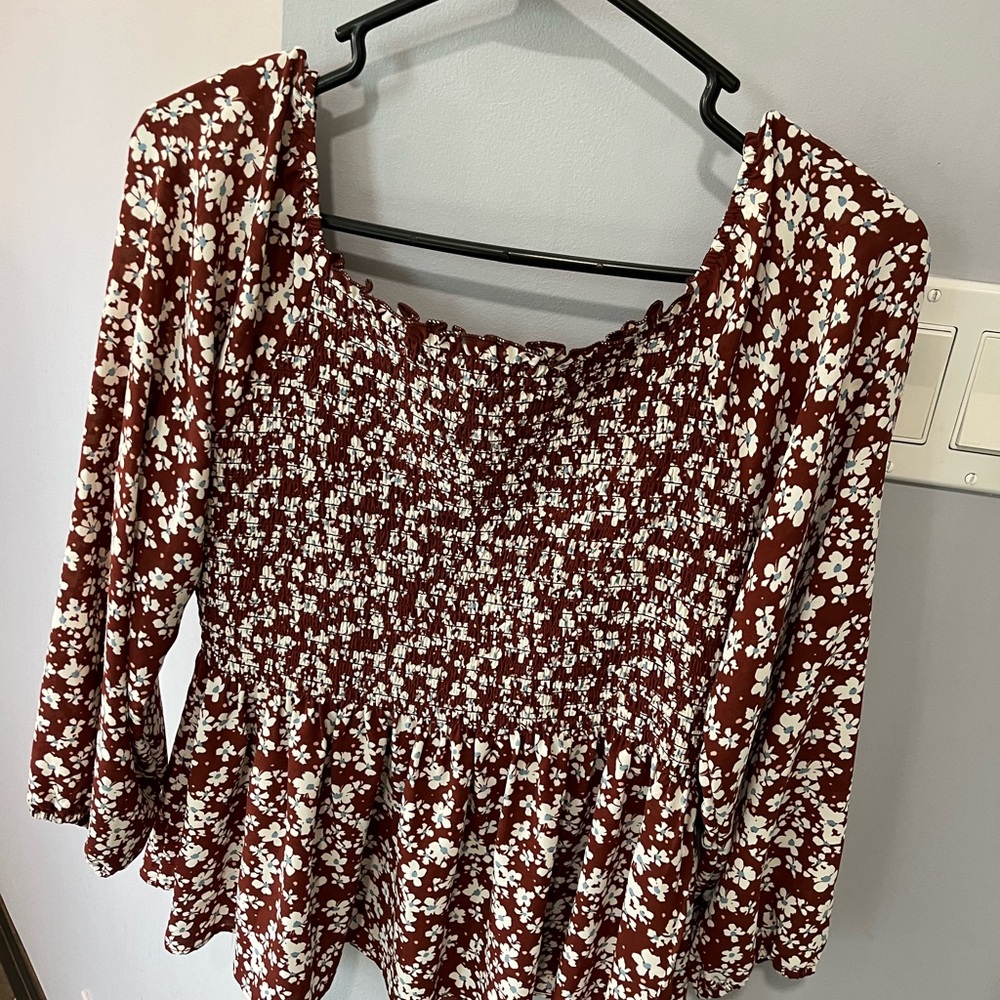 Floral Smocked Women's Top - Rust and White